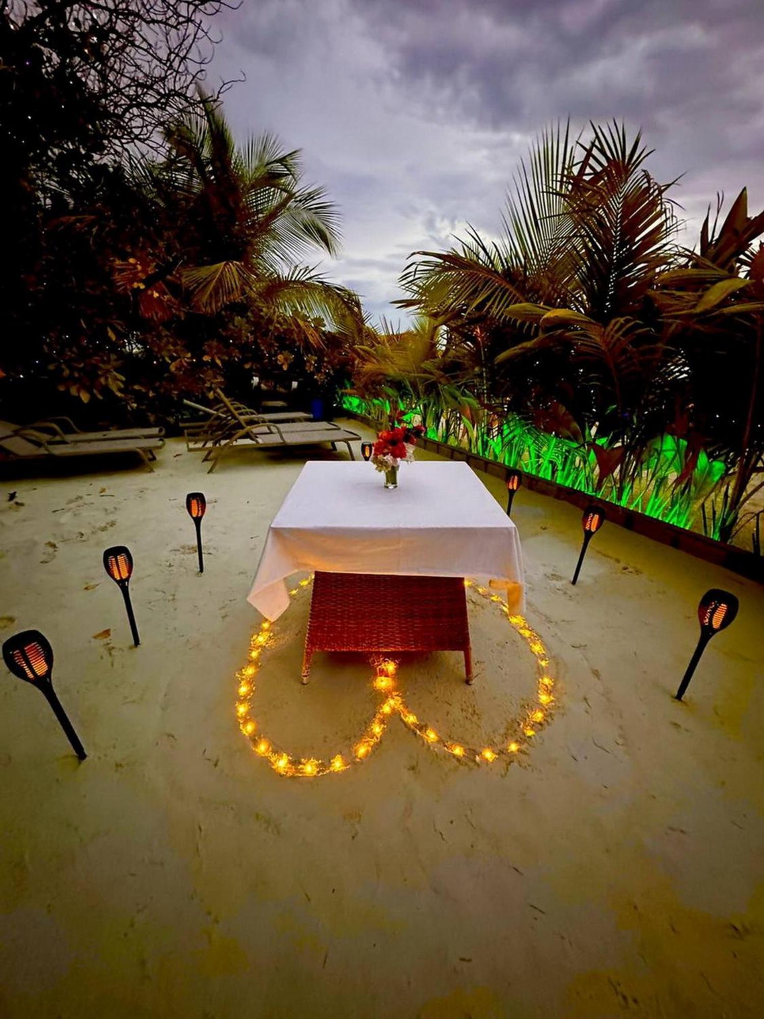 Wind Breeze Sunset View Inn Guraidhoo  Exterior foto