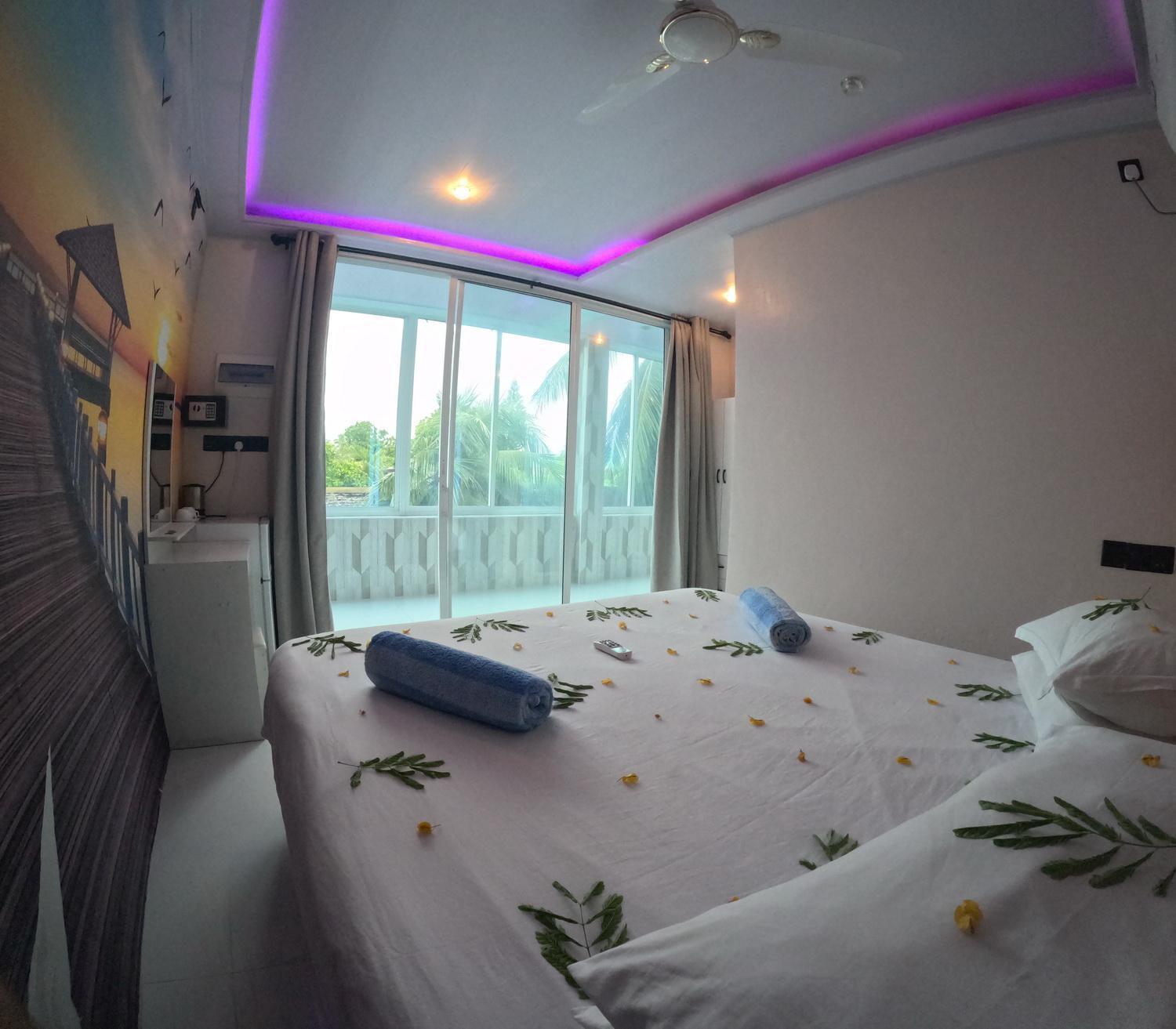 Wind Breeze Sunset View Inn Guraidhoo  Exterior foto